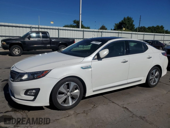2014 Kia Optima Hybrid EX with VIN KNAGN4AD8E5073908, listed as a Copart auction lot 67795644 with 151,980 mi miles and Salvage Title. Bid and sale history available at carsss.com. Image 1.