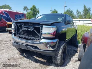 2016 Chevrolet Silverado 1500 LT with VIN 3GCUKREC3GG231290, listed as a IAAI auction lot 40113464 with 160,109 mi miles. Bid and sale history available at carsss.com. Image 17.