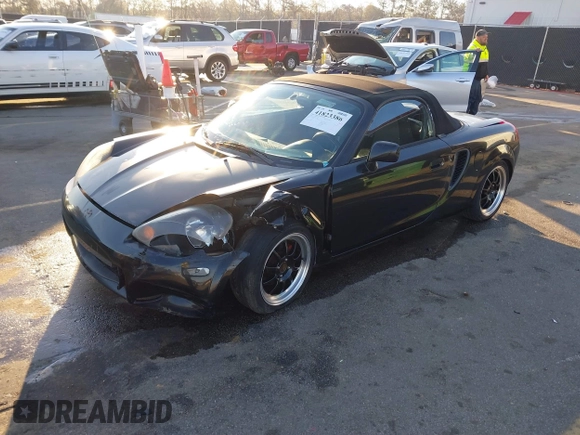 2000 Toyota MR2 z VIN JTDFR3204Y0020262, wystawiony jako IAAI lot #41823386 z przebiegiem 203 044 mil mil oraz . Historia ofert i sprzedaży dostępna na DreamBid. Obrazek 2.