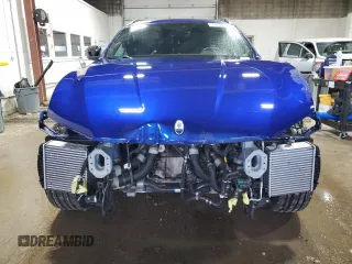 2024 Maserati Levante with VIN ZN661YUM4RX450899, listed as a Copart auction lot 57894355 with 8,952 mi miles and Salvage title. Bid and sale history available at DreamBid. Image 5.