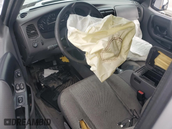 2001 Ford Ranger XL Fleet with VIN 1FTZR15E11TA47318, listed as a Copart auction lot 53272335 with 265,666 mi miles and Salvage title. Bid and sale history available at DreamBid. Image 8.