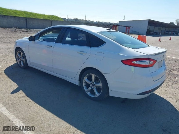 2016 Ford Fusion SE with VIN 3FA6P0HD2GR195029, listed as a IAAI auction lot 41884332 with 152,473 mi miles. Bid and sale history available at carsss.com. Image 3.