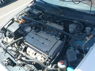 1995 Honda Civic z VIN JHMEG2174SS000937, wystawiony jako IAAI lot #42292609 z przebiegiem 321 705 mil mil oraz . Historia ofert i sprzedaży dostępna na DreamBid. Obrazek 19.