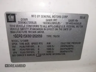 2006 Chevrolet Express Cargo Van with VIN 1GCFG15X861262059, listed as a IAAI auction lot 41803770 with 199,997 mi miles. Bid and sale history available at carsss.com. Image 9.
