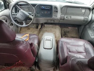 1998 GMC Yukon with VIN 1GKEK13R0WJ728697, listed as a Copart auction lot 45138855 with 283,616 mi miles and Salvage Title. Bid and sale history available at carsss.com. Image 8.