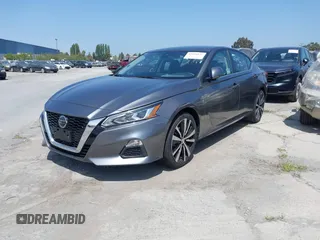 2022 Nissan Altima 2.5 SR with VIN 1N4BL4CV4NN385996, listed as a IAAI auction lot 42151627 with 47,395 mi miles. Bid and sale history available at carsss.com. Image 17.