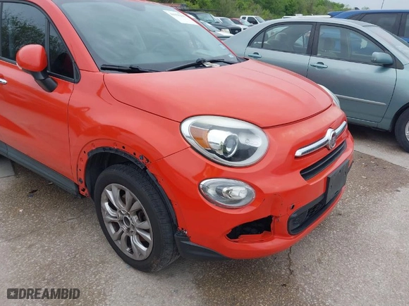 2016 FIAT 500X Easy with VIN ZFBCFXBT7GP371835, listed as a IAAI auction lot 41936218 with 241,618 mi miles. Bid and sale history available at carsss.com. Image 6.