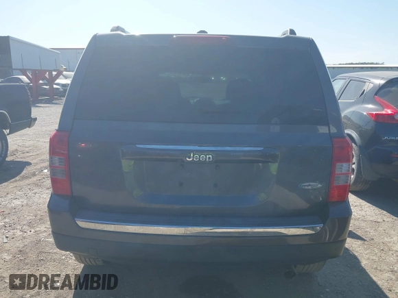 2016 Jeep Patriot Latitude with VIN 1C4NJPFA1GD526944, listed as a IAAI auction lot 42045701 with 123,364 mi miles and . Bid and sale history available at DreamBid. Image 16.