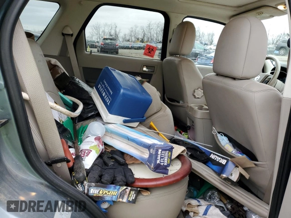 2011 Mercury Mariner Premier с VIN 4M2CN9HG7BKJ00344, выставлен на аукционе Copart как лот 47822215 с пробегом 107 070 миль миль и Списание • Salvage title. История ставок и продаж доступна на DreamBid. Изображение 12.