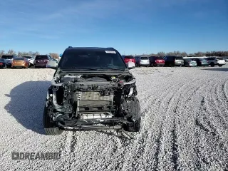 2022 Jeep Grand Wagoneer Series III с VIN 1C4SJVGJ5NS128232, выставлен на аукционе Copart как лот 84862334 с пробегом 72 418 миль миль и Списание • Salvage title. История ставок и продаж доступна на DreamBid. Изображение 11.