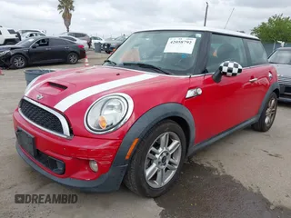 2013 MINI Hardtop S with VIN WMWSV3C55DT388301, listed as a IAAI auction lot 42058792 with 94,138 mi miles and . Bid and sale history available at DreamBid. Image 2.