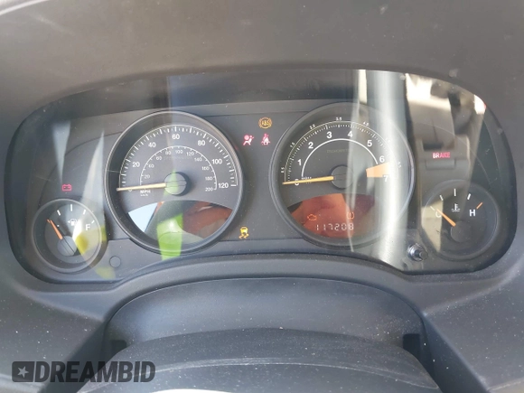 2014 Jeep Patriot Sport z VIN 1C4NJPBB2ED785423, wystawiony jako IAAI lot #42176791 z przebiegiem 117 208 mil mil oraz . Historia ofert i sprzedaży dostępna na DreamBid. Obrazek 7.