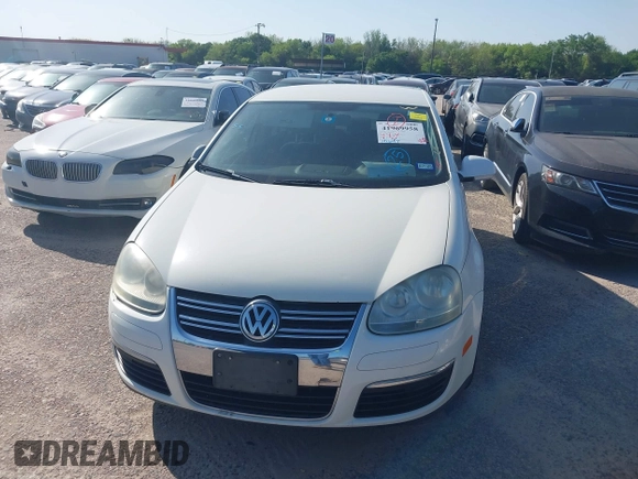 2008 Volkswagen Jetta Sedan S with VIN 3VWJM71K78M180956, listed as a IAAI auction lot 41969958 with 1 mi miles. Bid and sale history available at carsss.com. Image 6.