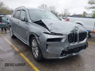 2025 BMW X7 xDrive40i with VIN 5UX23EM04S9Y18934, listed as a IAAI auction lot 41959729 with 14,158 mi miles. Bid and sale history available at carsss.com. Image 1.