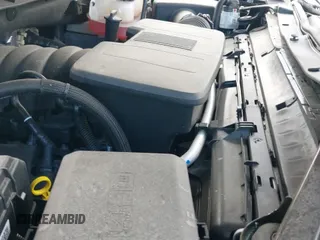 2025 Chevrolet Silverado 1500 z VIN 3GCUKJEL9SG181425, wystawiony jako IAAI lot #43255173 z przebiegiem 7 046 mil mil oraz . Historia ofert i sprzedaży dostępna na DreamBid. Obrazek 19.