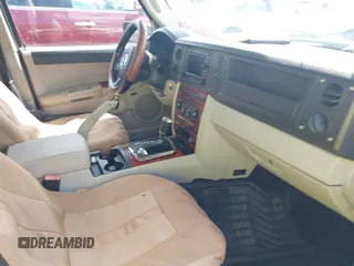 2006 Jeep Commander Limited с VIN 1J8HG58266C285594, выставлен на аукционе IAAI как лот 42671312 с пробегом 228 443 миль миль и . История ставок и продаж доступна на DreamBid. Изображение 5.