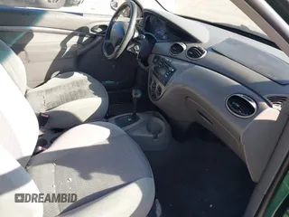 2000 Ford Focus ZX3 с VIN 3FAFP3130YR241557, выставлен на аукционе IAAI как лот 42485699 с пробегом 257 279 миль миль и . История ставок и продаж доступна на DreamBid. Изображение 5.