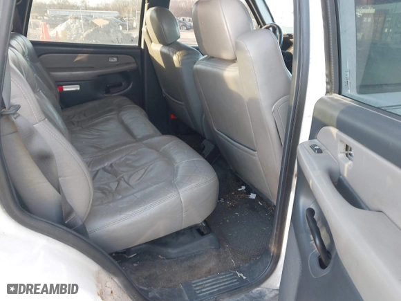 2001 Chevrolet Tahoe LS with VIN 1GNEK13T01R175168, listed as a IAAI auction lot 41419827 with 255,002 mi miles. Bid and sale history available at carsss.com. Image 8.