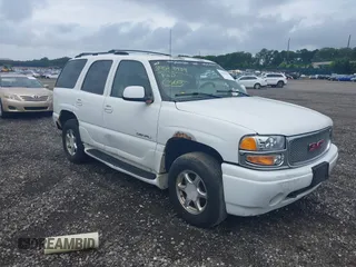 2001 GMC Yukon Denali z VIN 1GKEK63U81J277397, wystawiony jako IAAI lot #39855966 z przebiegiem 276 856 mil mil oraz . Historia ofert i sprzedaży dostępna na DreamBid. Obrazek 1.