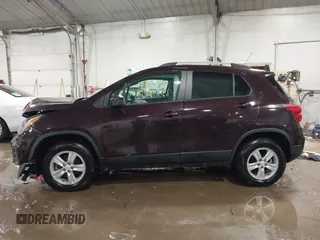2022 Chevrolet Trax LT with VIN KL7CJPSM8NB543754, listed as a IAAI auction lot 41521615 with 41,291 mi miles. Bid and sale history available at carsss.com. Image 14.