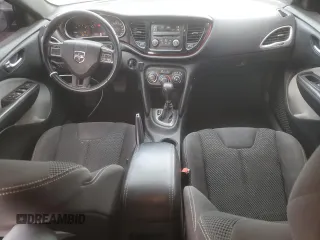 2016 Dodge Dart SXT z VIN 1C3CDFBB1GD530391, wystawiony jako Copart lot #50957475 z przebiegiem 173 606 mil mil oraz Szkoda całkowita • Salvage title. Historia ofert i sprzedaży dostępna na DreamBid. Obrazek 8.