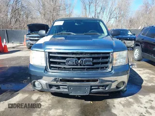 2007 GMC Sierra 1500 SLT z VIN 2GTEK133X71616220, wystawiony jako IAAI lot #41669281 z przebiegiem 269 626 mil mil oraz . Historia ofert i sprzedaży dostępna na DreamBid. Obrazek 13.