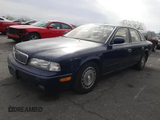 1994 Infiniti Q45 z VIN JNKNG01D1RM256994, wystawiony jako Copart lot #49919695 z przebiegiem 224 673 mil mil oraz Szkody całkowita. Historia ofert i sprzedaży dostępna na DreamBid. Obrazek 1.