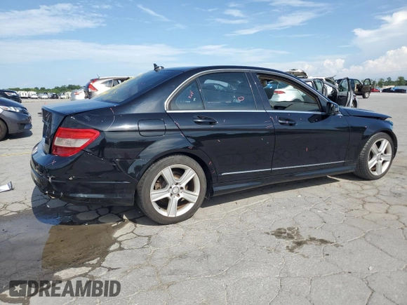 2010 Mercedes-Benz C 300 Sport с VIN WDDGF5EB4AR093127, выставлен на аукционе Copart как лот 64737895 с пробегом 129 833 миль миль и Списание • Salvage title. История ставок и продаж доступна на DreamBid. Изображение 3.