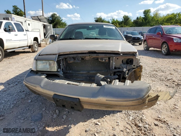 2005 Ford Crown Victoria Standard with VIN 2FAFP73W05X139767, listed as a Copart auction lot 70995474 with 107,161 mi miles and Salvage Title. Bid and sale history available at carsss.com. Image 5.