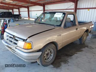 1994 Ford Ranger Splash z VIN 1FTCR10A5RUE28850, wystawiony jako IAAI lot #41882134 z przebiegiem 186 104 mil mil oraz . Historia ofert i sprzedaży dostępna na DreamBid. Obrazek 2.