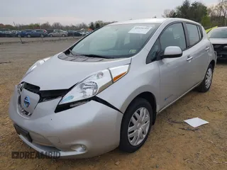 2016 Nissan LEAF S with VIN 1N4AZ0CP2GC301712, listed as a IAAI auction lot 41929753 with 67,265 mi miles. Bid and sale history available at carsss.com. Image 2.