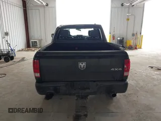 2012 Ram 1500 Express z VIN 1C6RD7KT9CS172524, wystawiony jako IAAI lot #41909767 z przebiegiem 173 249 mil mil oraz . Historia ofert i sprzedaży dostępna na DreamBid. Obrazek 16.
