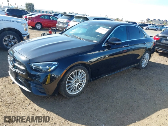 2021 Mercedes-Benz E-Class E 350 with VIN W1KZF8DB6MA946755, listed as a IAAI auction lot 41830692 with 33,841 mi miles. Bid and sale history available at carsss.com. Image 2.