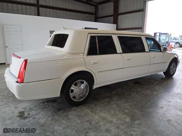 2009 Cadillac DTS Professional Limousine with VIN 1GEEK90Y49U550082, listed as a Copart auction lot 44596105 with 53,866 mi miles and Clean Title. Bid and sale history available at carsss.com. Image 3.