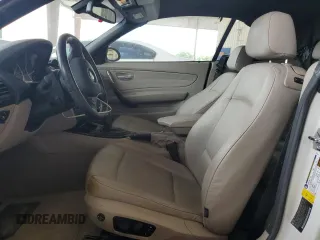 2008 BMW 1 Series 135i с VIN WBAUN93548VF55790, выставлен на аукционе Copart как лот 60629345 с пробегом 57 087 миль миль и Чистый • Clean title. История ставок и продаж доступна на DreamBid. Изображение 7.