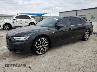 2022 Audi A8 with VIN WAULDAF8XNN005475, listed as a Copart auction lot 86819894 with 43,777 mi miles and Salvage Title. Bid and sale history available at carsss.com. Image 1.