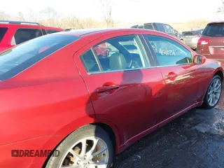 2011 Mitsubishi Galant ES with VIN 4A32B3FF6BE030395, listed as a IAAI auction lot 41362734 with 181,802 mi miles. Bid and sale history available at carsss.com. Image 13.