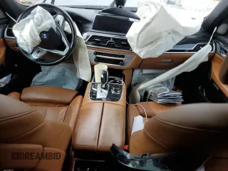 2017 BMW 7 Series 740i with VIN WBA7E2C50HG739520, listed as a Copart auction lot 88144025 with 0 mi miles and Salvage Title. Bid and sale history available at carsss.com. Image 8.