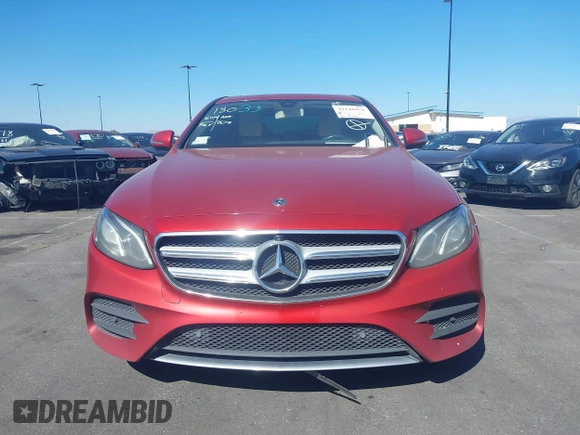 2020 Mercedes-Benz E 350 z VIN WDDZF8DBXLA704257, wystawiony jako IAAI lot #41248454 z przebiegiem 67 143 mil mil oraz . Historia ofert i sprzedaży dostępna na DreamBid. Obrazek 12.