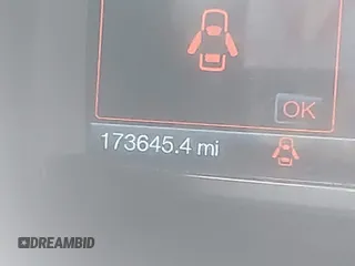 2015 Ford Taurus Limited с VIN 1FAHP2F82FG110285, выставлен на аукционе IAAI как лот 41731926 с пробегом 173 645 миль миль и . История ставок и продаж доступна на DreamBid. Изображение 7.