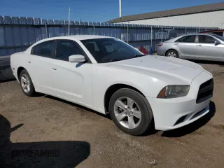 2013 Dodge Charger SE z VIN 2C3CDXBG6DH543556, wystawiony jako Copart lot #50072135 z przebiegiem 246 957 mil mil oraz Tytuł czysty. Historia ofert i sprzedaży dostępna na DreamBid. Obrazek 4.