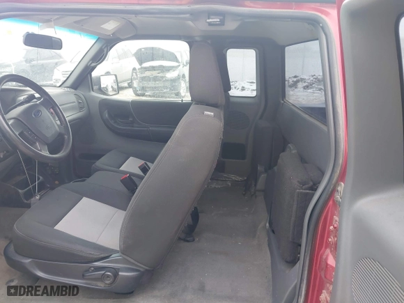 2011 Ford Ranger XLT with VIN 1FTLR4FE2BPA59882, listed as a IAAI auction lot 41399564 with 139,087 mi miles. Bid and sale history available at carsss.com. Image 8.