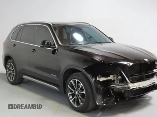 2017 BMW X5 sDrive35i with VIN 5UXKR2C39H0X03686, listed as a Copart auction lot 54441475 with 84,244 mi miles and Salvage Title. Bid and sale history available at carsss.com. Image 1.