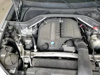 2017 BMW X5 xDrive35i с VIN 5UXKR0C33H0X79277, выставлен на аукционе Copart как лот 67190645 с пробегом 111 373 миль миль и Списание • Salvage title. История ставок и продаж доступна на DreamBid. Изображение 14.