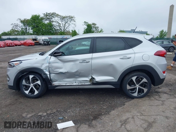 2017 Hyundai Tucson Sport with VIN KM8J3CA29HU596173, listed as a IAAI auction lot 42191106 with 52,598 mi miles and . Bid and sale history available at DreamBid. Image 15.