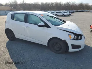 2016 Chevrolet Sonic LS z VIN 1G1JA6SG6G4151340, wystawiony jako Copart lot #50877315 z przebiegiem 117 210 mil mil oraz Szkoda całkowita • Salvage title. Historia ofert i sprzedaży dostępna na DreamBid. Obrazek 4.