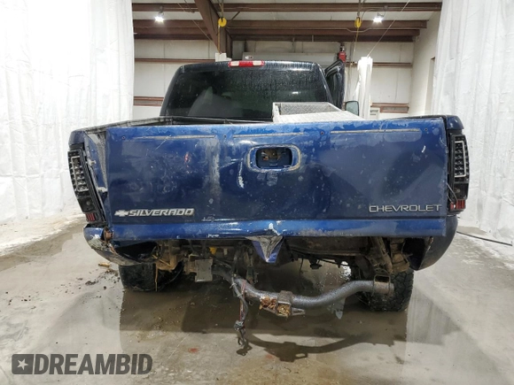 2003 GMC Sierra 2500HD SLT z VIN 1GTHK23103F107158, wystawiony jako Copart lot #50429915 z przebiegiem Nie podano mil oraz Szkoda całkowita • Salvage title. Historia ofert i sprzedaży dostępna na DreamBid. Obrazek 6.