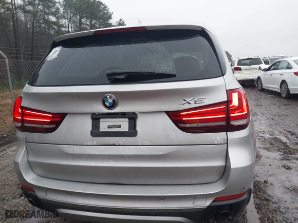 2015 BMW X5 xDrive35d with VIN 5UXKS4C51F0N06221, listed as a IAAI auction lot 41568976 with 162,442 mi miles. Bid and sale history available at carsss.com. Image 17.