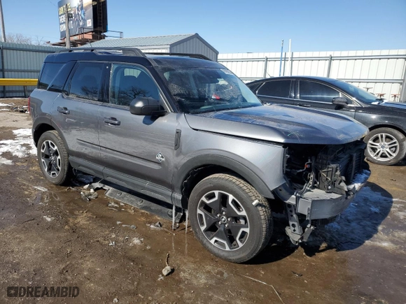 2021 Ford Bronco Sport Outer Banks with VIN 3FMCR9C66MRA68764, listed as a Copart auction lot 45428235 with 42,947 mi miles and Salvage Title. Bid and sale history available at carsss.com. Image 4.