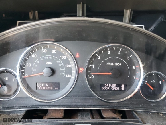 2008 Jeep Commander Sport with VIN 1J8HH48KX8C142464, listed as a Copart auction lot 48636355 with NaN miles and Clean Title. Bid and sale history available at carsss.com. Image 9.